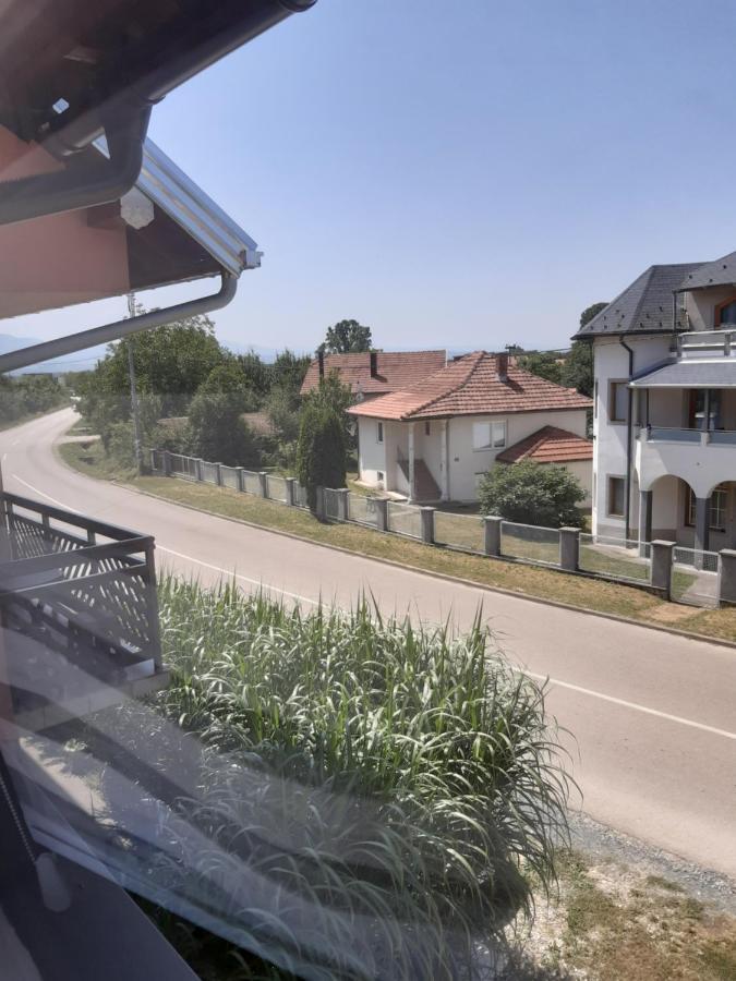 As Guesthouse Krzevici Luaran gambar